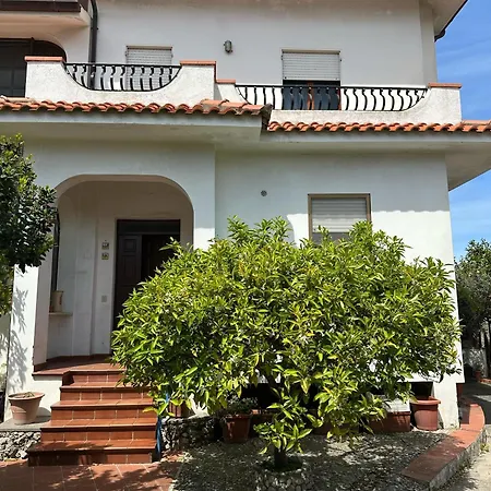 Turistico La Cona Holiday home *